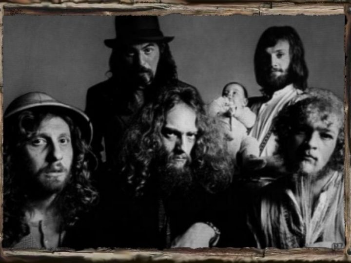 Jethro Tull – Raise Your Glass To The History