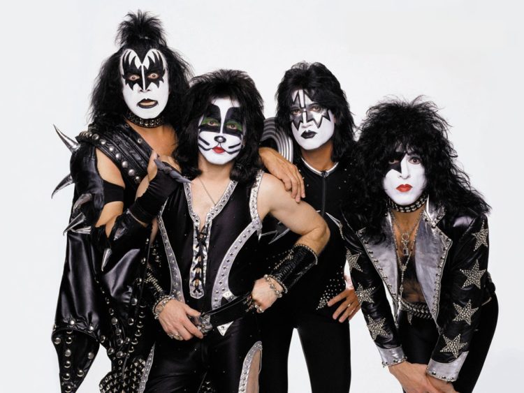 Kiss – Thrills In The Night