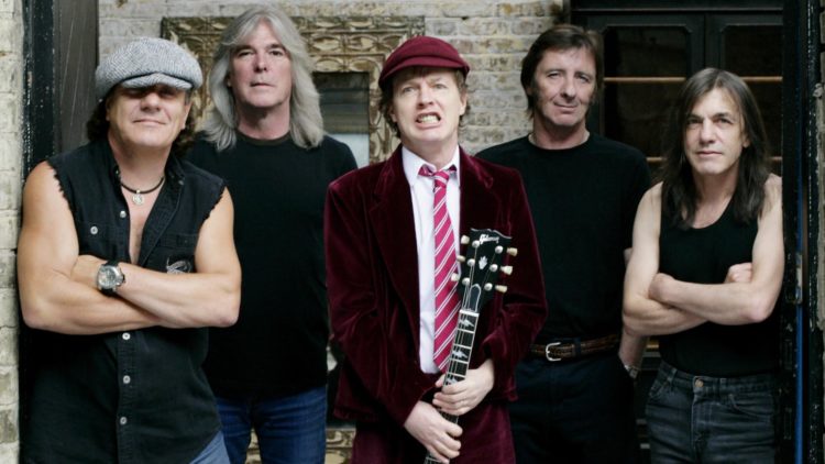 Ac/Dc – Rocking All The Way