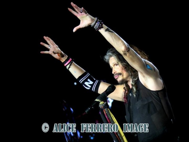 Aerosmith, annullato lo show di Steven Tyler al Florida Strawberry Festival