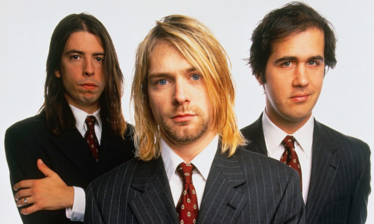 Kurt Cobain, la chitarra dell’MTV Unplugged venduta per 6 milioni di dollari