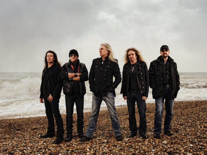 Saxon – Join The Army