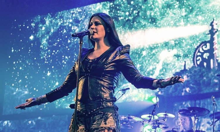 Nightwish, Floor Jansen pubblica il ‘video in studio’ di ‘De Beelden Blijven’