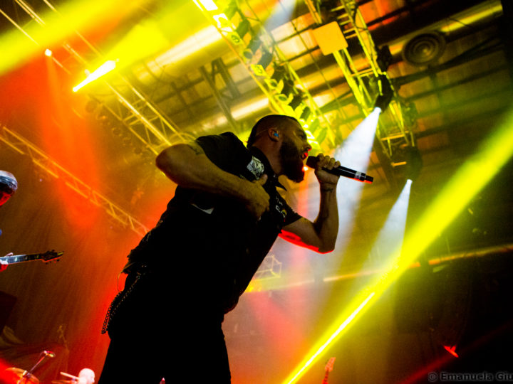 Killswitch Engage, tour cancellato a causa di un intervento alle corde vocali di Jesse Leach