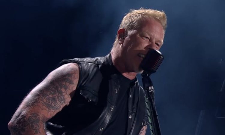 Metallica, l’esecuzione di ‘Hardwired’ live a Quebec