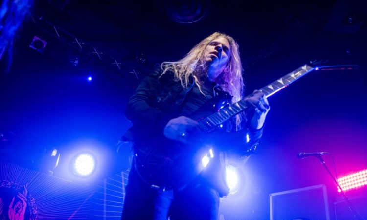 Arch Enemy, Jeff Loomis presenta la nuova chitarra Jackson Pro Series Jeff Loomis Kelly