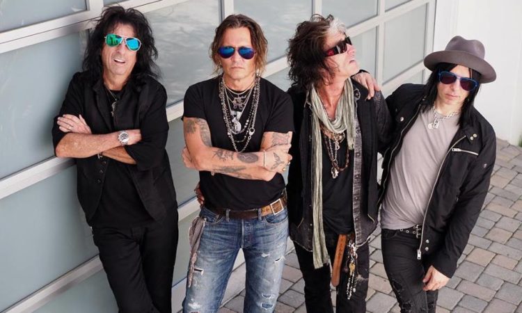 Hollywood Vampires, Johnny Depp omaggia David Bowie