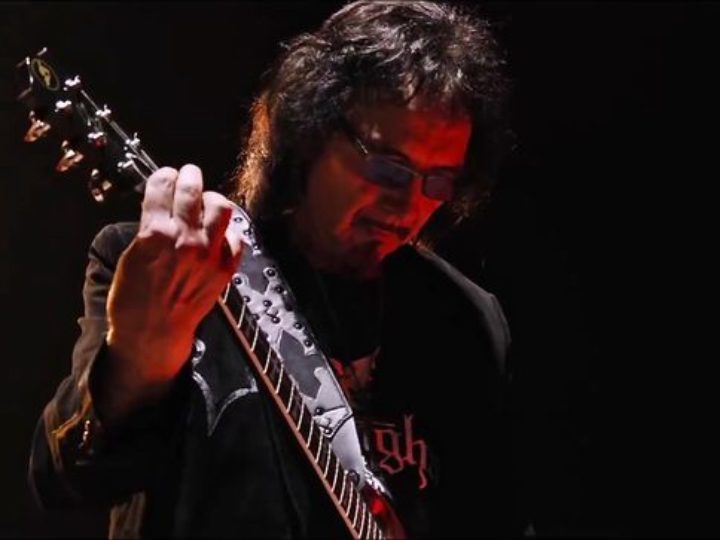 Black Sabbath, Tony Iommi ha raccolto oltre £ 19.000 a favore del servizio sanitario inglese