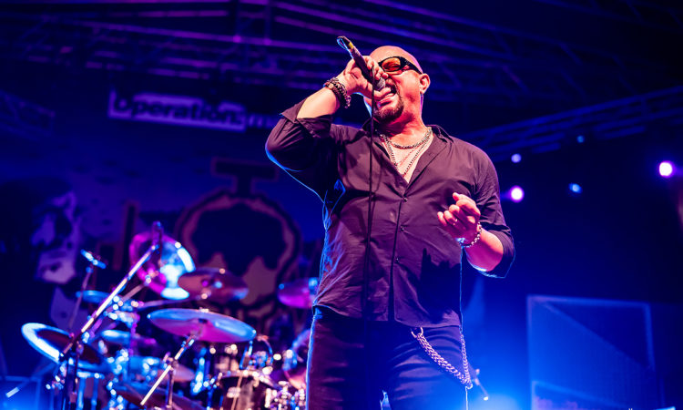 Geoff Tate, l’ex Queensrÿche si considera un liberal-socialista