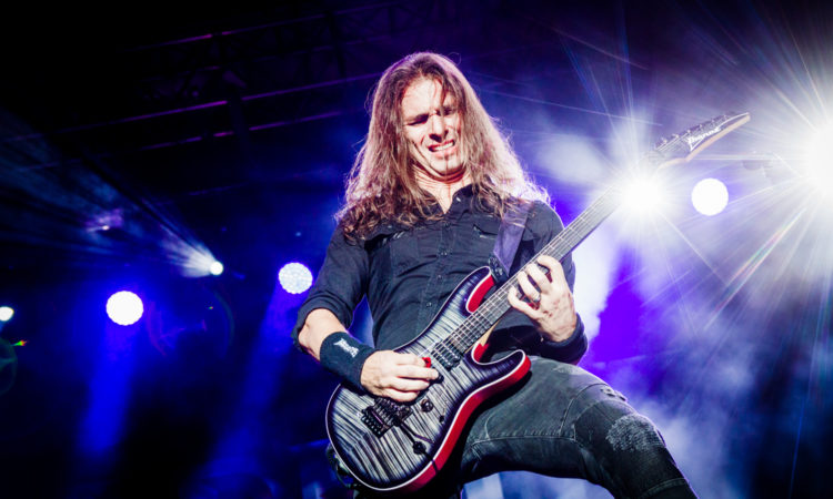 Megadeth, Kiko Loureiro: “In Brasile abbiamo un presidente fuori di testa…”