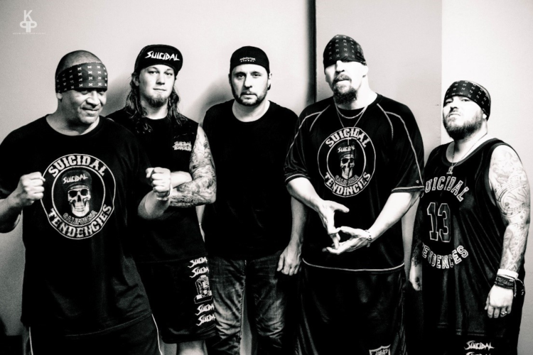 Suicidal Tendencies – Always On The Run