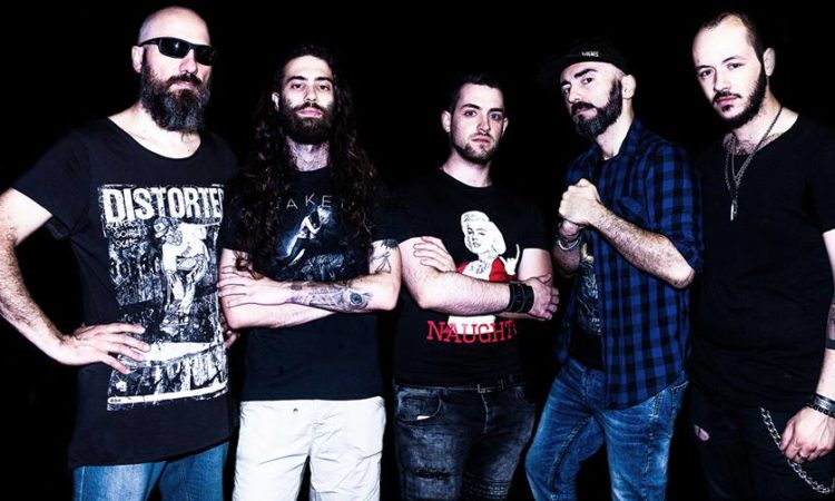 New Disorder, il video di ‘Room with a View’