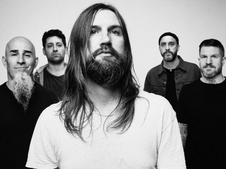 The Damned Things, il lyric video di ‘Omen’