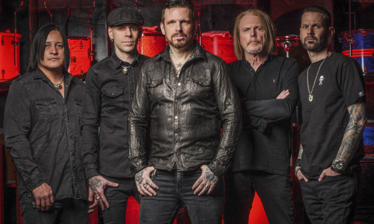 Black Star Riders, le parole di Robert e Ricky sul nuovo singolo ‘Tonight The Moonlight Let Me Down’