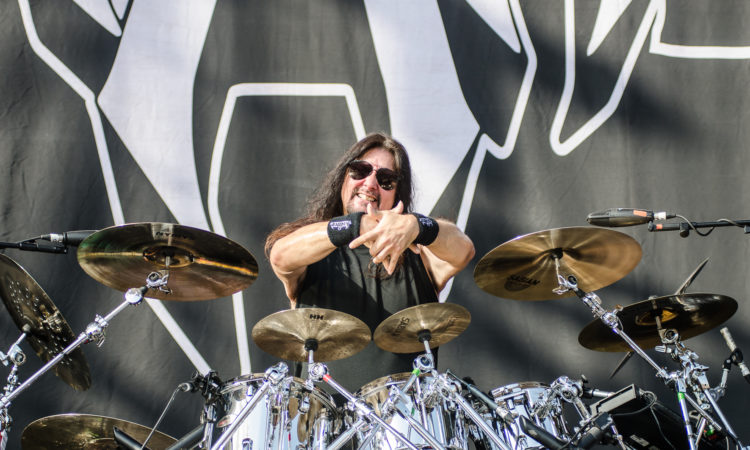 Testament, Gene Hoglan non è più della partita