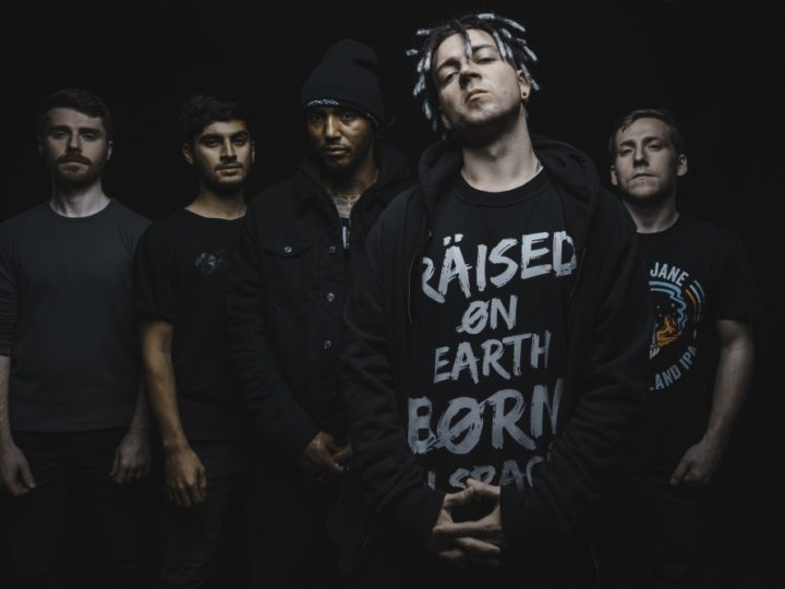 Hacktivist, video della nuova ‘Dogs Of War’