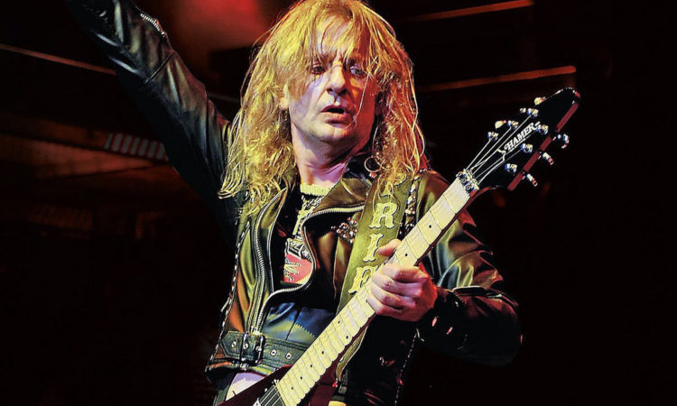 Judas Priest, l’ex chitarrista K.K. Downing sul palco con l’ex-Manowar Ross The Boss