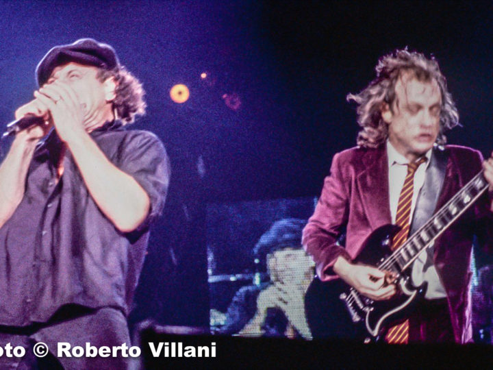 AC/DC, il video di ‘What Do You Do For Money Honey’ live in Tokyo 1981