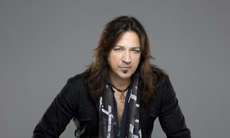 Stryper, Michael Sweet: “Non vedo l’ora che Spotify sparisca”