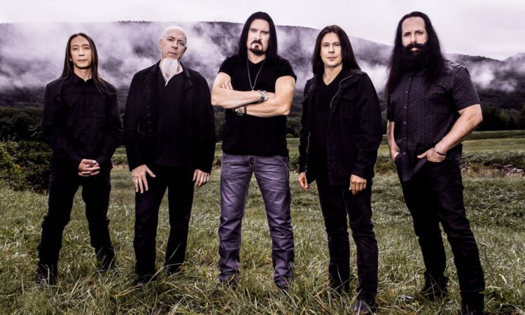 Dream Theater, Deluxe Box del nuovo album ‘A View From The Top Of The World’