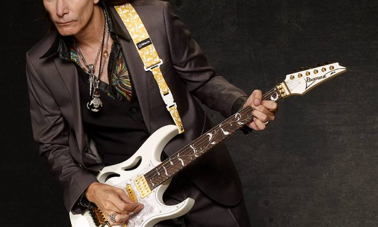 Steve Vai, on line due nuove canzoni estratte da Vai/Gash