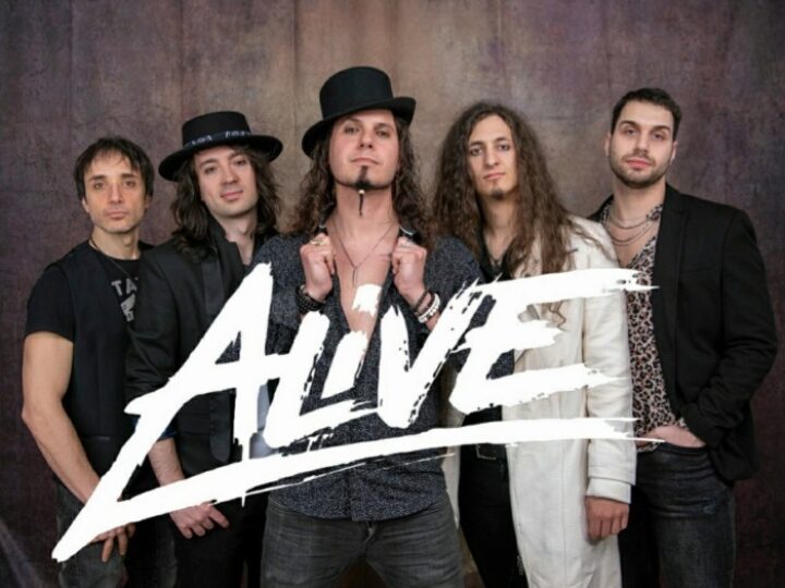 Alive – Tutti per uno, Alive per tutti