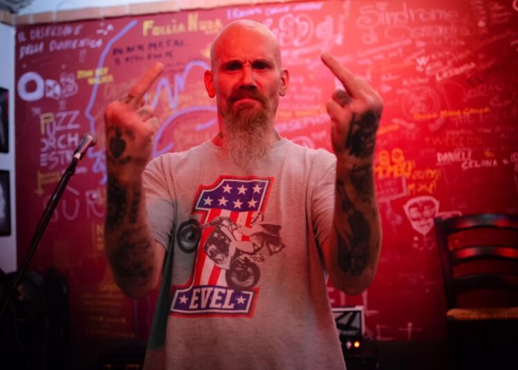 Nick Oliveri – Back To The Rooots