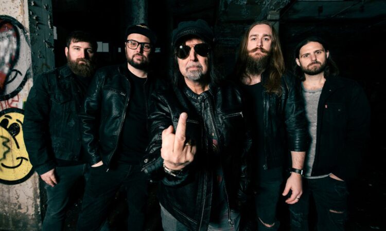 Phil Campbell and The Bastard Sons, pubblicano il nuovo album dal vivo “Live In The North” e il video live di “Bite my Tongue”