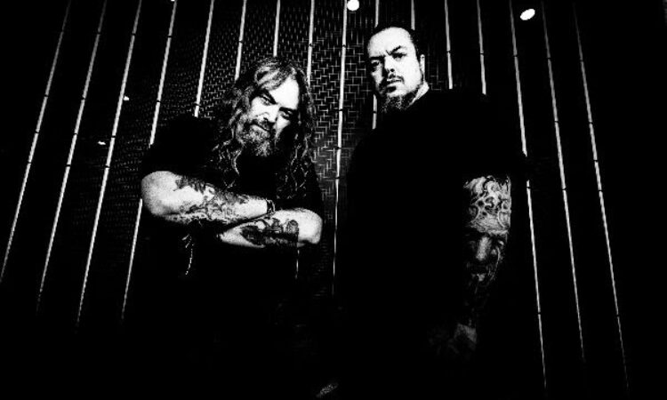 Cavalera, firmano con Nuclear Blast e ri-registrano “Bestial Devastation” & “Morbid Visions”