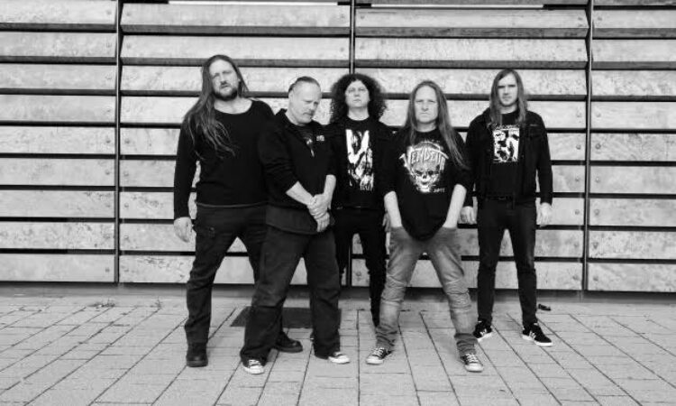 Vendetta, nuovo videoclip per la title track dell’album, “Black As Coal”