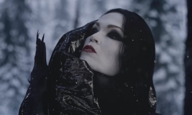 Tarja, in arrivo ‘Dark Christmas’. Guarda il primo video estratto