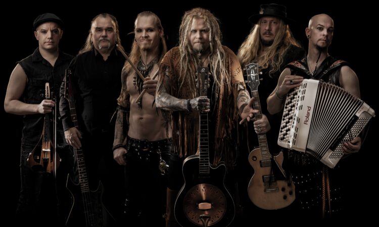 Korpiklaani, saranno headliner della prima giornata Metal For Emergency 2024