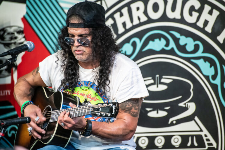 Slash Acoustic @ Amoeba Music, Hollywood (CA) – 29 maggio 2024
